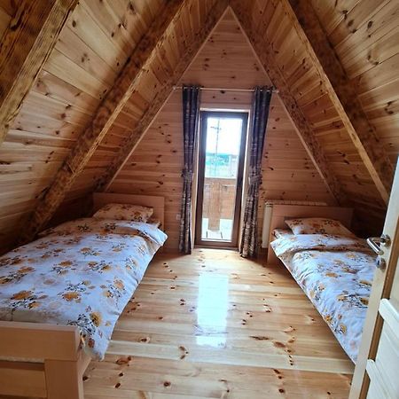 זבליאק Original Wooden Lodge 2 מראה חיצוני תמונה