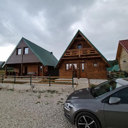 זבליאק Original Wooden Lodge 2 מראה חיצוני תמונה