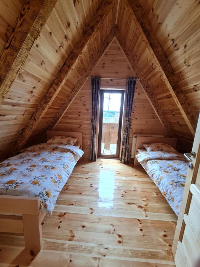 זבליאק Original Wooden Lodge 2 מראה חיצוני תמונה