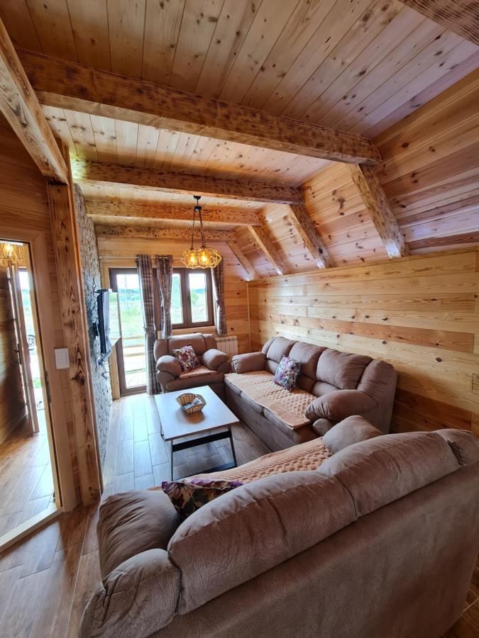 זבליאק Original Wooden Lodge 2 מראה חיצוני תמונה