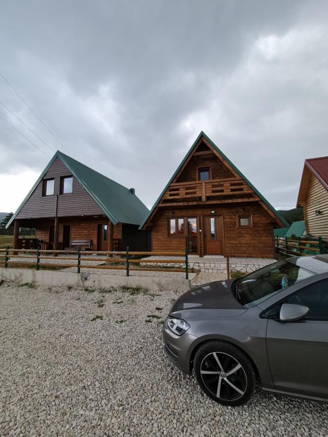 זבליאק Original Wooden Lodge 2 מראה חיצוני תמונה