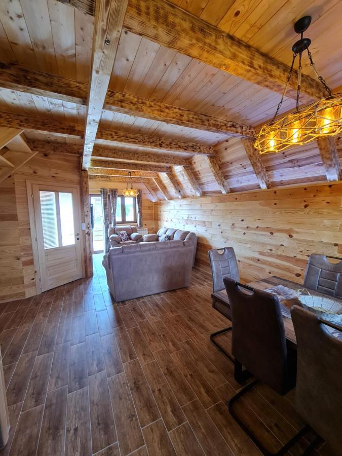 זבליאק Original Wooden Lodge 2 מראה חיצוני תמונה